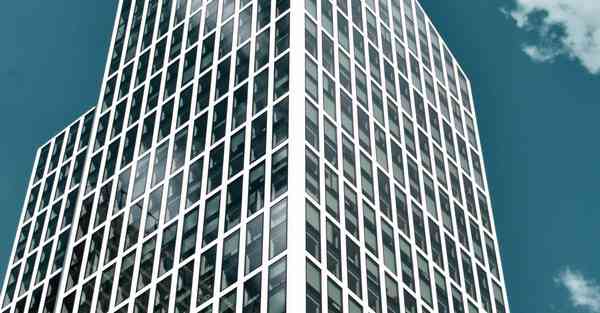 为电影制作宣传片