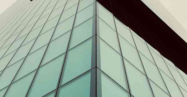 汽车汽油滤芯多久更换一次