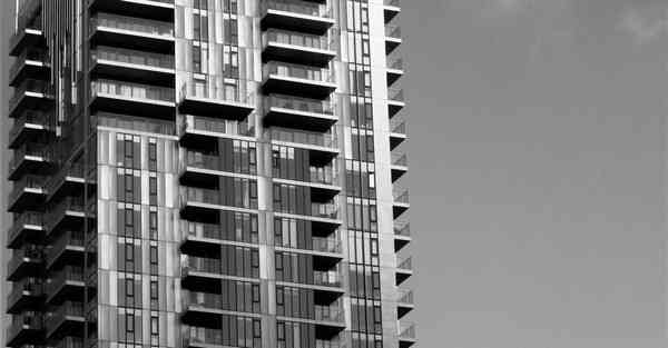 集团宣传片解说词_集团宣传片开头素材