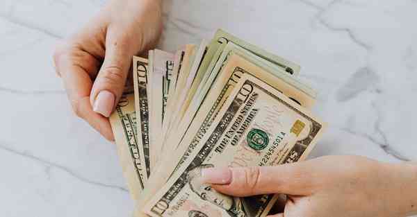 自己做手机壳_自己做手机壳奶油胶