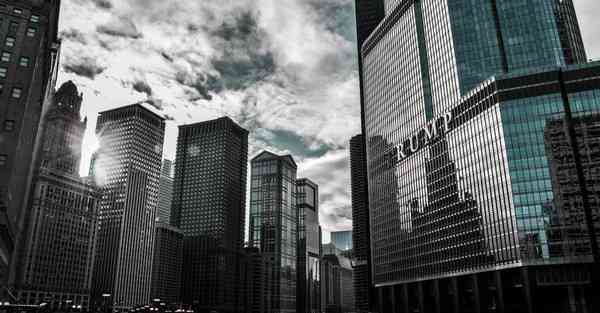 汽车汽油味特别大还特别费油